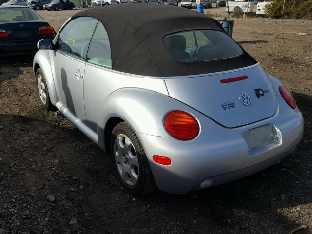 3VWCK21Y13M304346 - 2003 VOLKSWAGEN NEW BEETLE 银色 照片 3