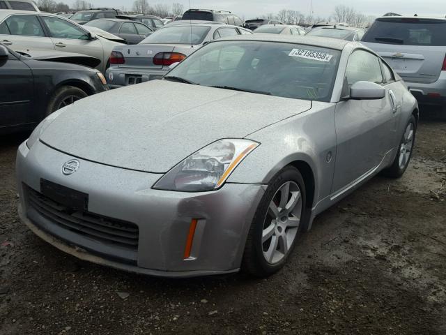 JN1AZ34D24T153298 - 2004 NISSAN 350Z COUPE SILVER photo 2