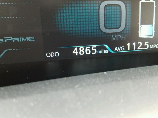 JTDKARFP4H3035813 - 2017 TOYOTA PRIUS PRIM 蓝色 照片 8