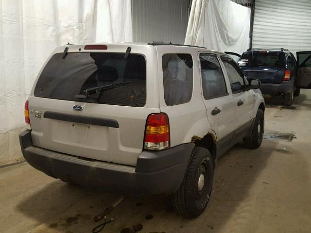 1FMYU02182KD96159 - 2002 FORD ESCAPE XLS SILVER photo 4