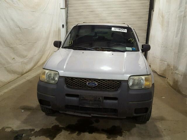 1FMYU02182KD96159 - 2002 FORD ESCAPE XLS SILVER photo 9