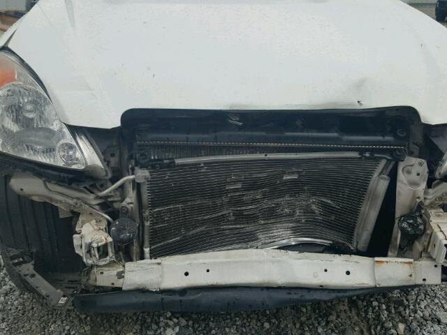 JHLRD78862C066233 - 2002 HONDA CR-V EX WHITE photo 9