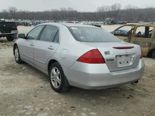 1HGCM56777A031206 - 2007 HONDA ACCORD EX SILVER photo 3