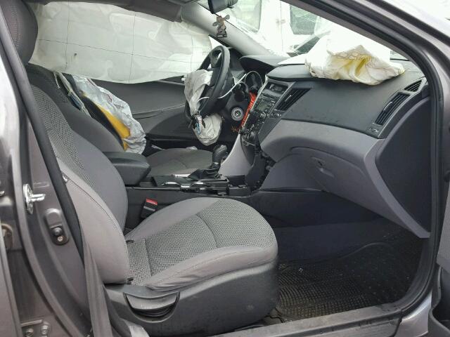 5NPEB4AC3BH079069 - 2011 HYUNDAI SONATA GLS GRAY photo 5