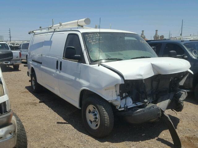 1GCWGGCF2F1287715 - 2015 CHEVROLET EXPRESS G2 WHITE photo 1