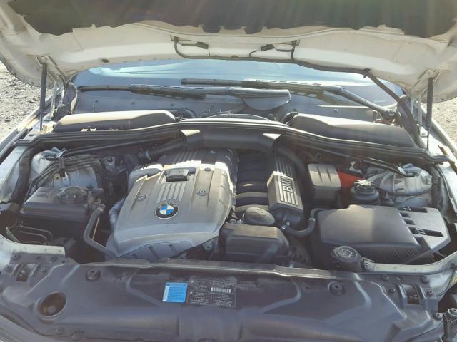 WBANF73526CG69530 - 2006 BMW 530 XI SILVER photo 7