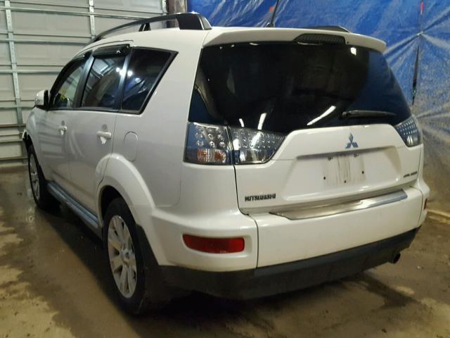 JA4AS3AW0BU020046 - 2011 MITSUBISHI OUTLANDER WHITE photo 3