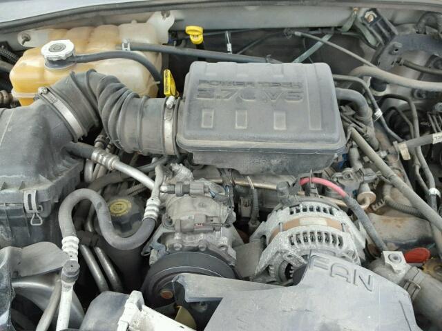 1J4GL38K13W735529 - 2003 JEEP LIBERTY RE SILVER photo 7