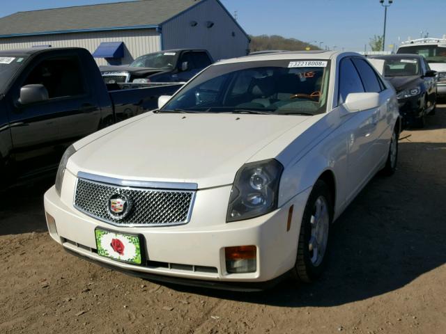 1G6DM577640191888 - 2004 CADILLAC CTS WHITE photo 2