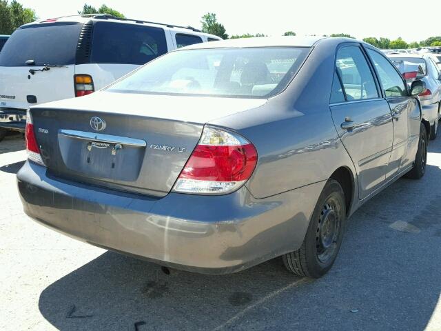 4T1BE32K85U634999 - 2005 TOYOTA CAMRY LE/X GRAY photo 4