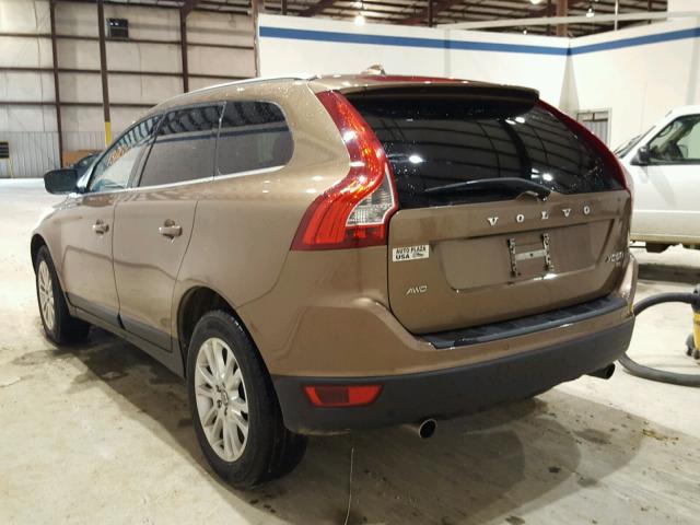 YV4992DZ8A2022154 - 2010 VOLVO XC60 T6 BROWN photo 3