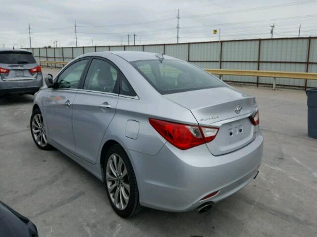 5NPEC4AB8DH540452 - 2013 HYUNDAI SONATA SE SILVER photo 3