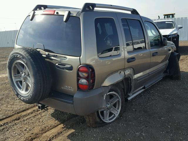 1J4GL38K35W565516 - 2005 JEEP LIBERTY RE GOLD photo 4