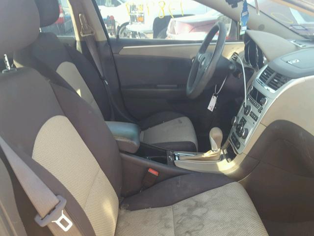 1G1ZB5EB2AF148666 - 2010 CHEVROLET MALIBU LS SILVER photo 5