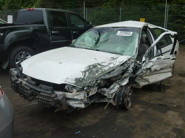 2G1WL52M7X9225863 - 1999 CHEVROLET LUMINA BAS თეთრი ფოტო 2