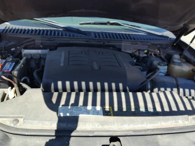 5LMFU28R24LJ00613 - 2004 LINCOLN NAVIGATOR 黑色 照片 7