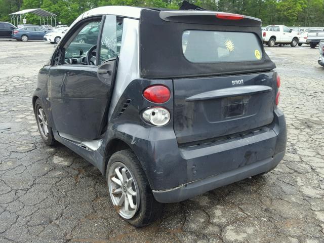 WMEEK31X69K269197 - 2009 SMART FORTWO PAS SILVER photo 3