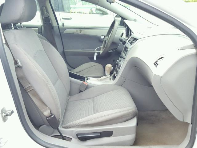 1G1ZC5E1XBF392605 - 2011 CHEVROLET MALIBU 1LT 白色 照片 5