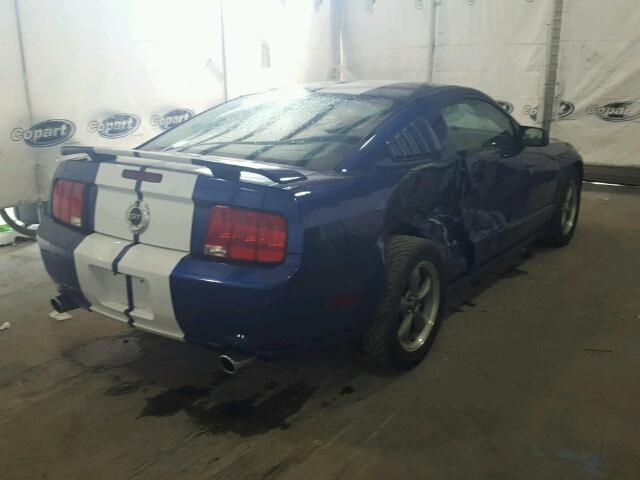 1ZVFT82H955200983 - 2005 FORD MUSTANG GT BLUE photo 4