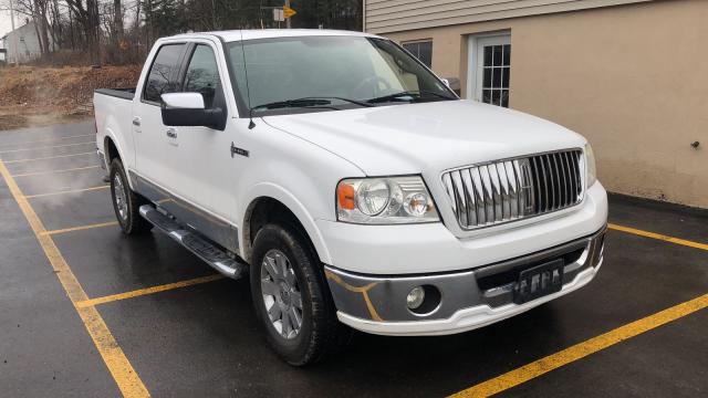 5LTPW18586FJ11370 - 2006 LINCOLN MARK LT WHITE photo 1