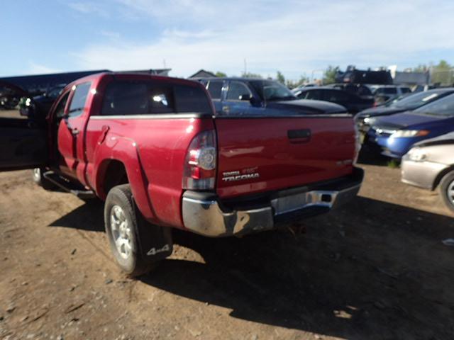 3TMMU4FNXBM030929 - 2011 TOYOTA TACOMA DOU RED photo 4