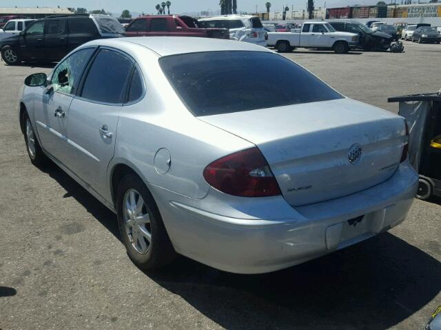 2G4WD532X51308972 - 2005 BUICK LACROSSE C SILVER photo 3