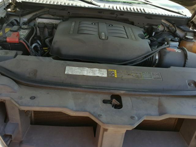 5LMFU27R64LJ20283 - 2004 LINCOLN NAVIGATOR SILVER photo 7