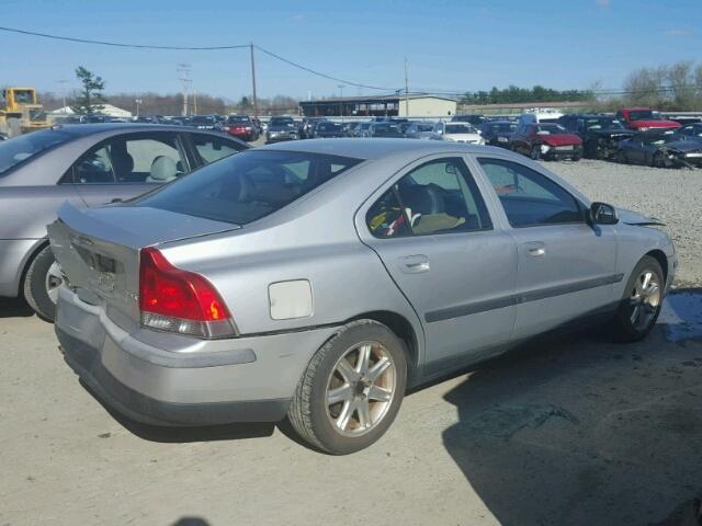 YV1RS61T132245857 - 2003 VOLVO S60 Beyaz fotoğraf 4