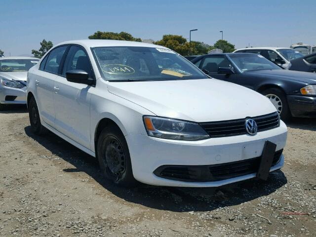 3VW2K7AJ4EM304551 - 2014 VOLKSWAGEN JETTA BASE WHITE photo 1