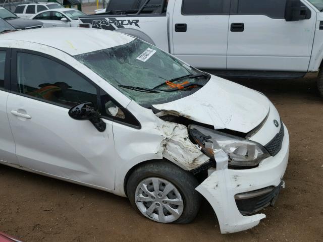 KNADM4A31G6640325 - 2016 KIA RIO LX WHITE photo 9