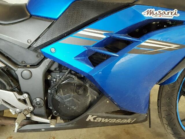 JKAEX8A15HDA30958 - 2017 KAWASAKI EX300 A BLUE photo 7