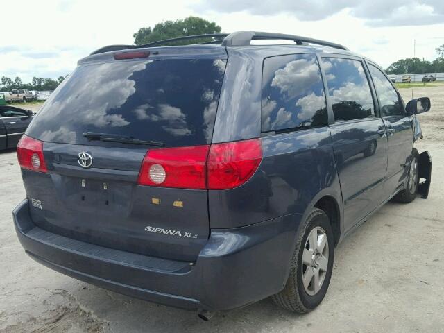 5TDZK22CX8S208139 - 2008 TOYOTA SIENNA XLE BLUE photo 4