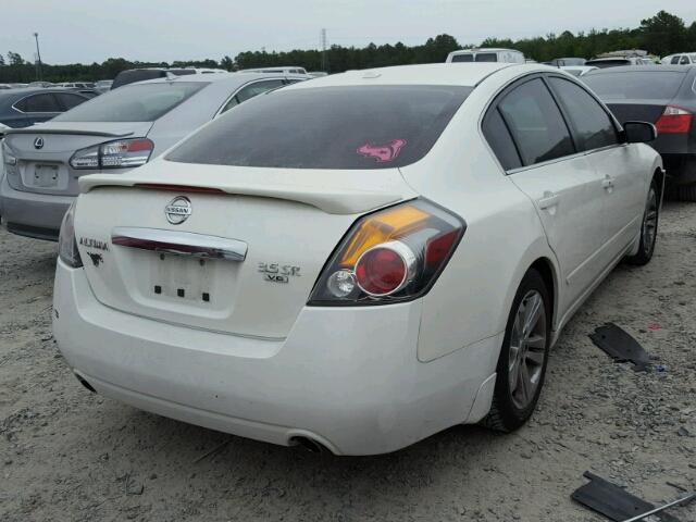 1N4BL2AP5BN488414 - 2011 NISSAN ALTIMA SR WHITE photo 4