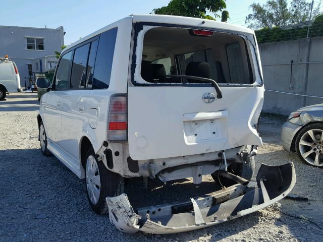 JTLKT324X64107712 - 2006 TOYOTA SCION XB WHITE photo 3