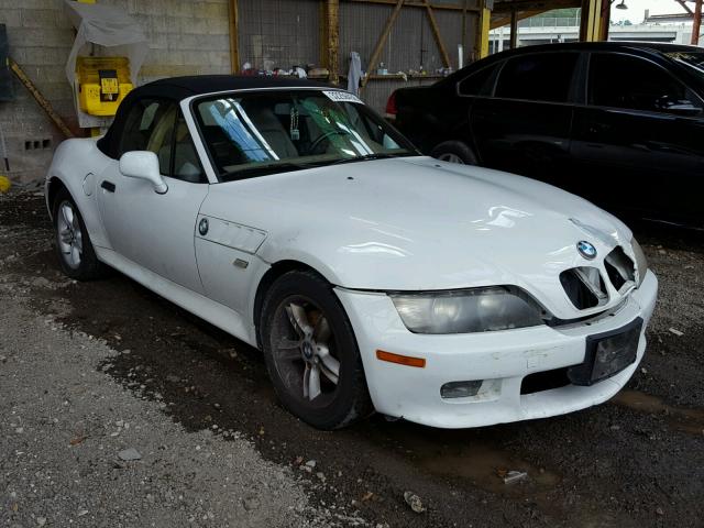 4USCH3341YLF41667 - 2000 BMW Z3 2.8 WHITE photo 1