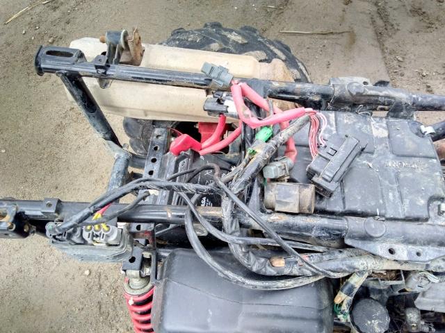 1HFTE4590F4000357 - 2015 HONDA TRX500 FM WHITE photo 6