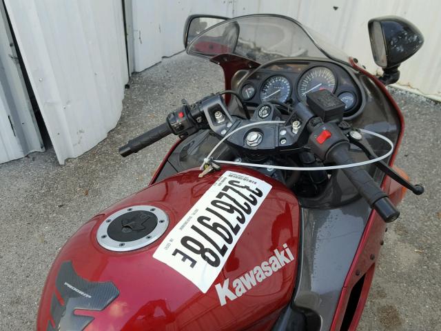 JKAZX4E174B520762 - 2004 KAWASAKI ZX600 E RED photo 5