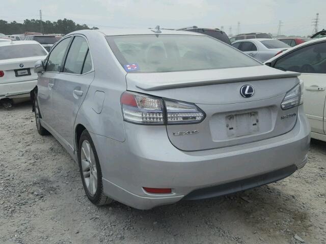 JTHBB1BA7A2017400 - 2010 LEXUS HS 250H SILVER photo 3