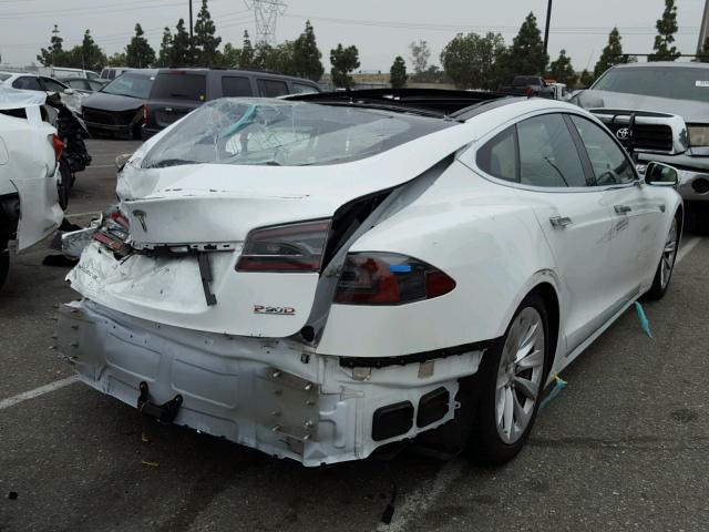 5YJSA1E46GF143635 - 2016 TESLA MODEL S WHITE photo 4