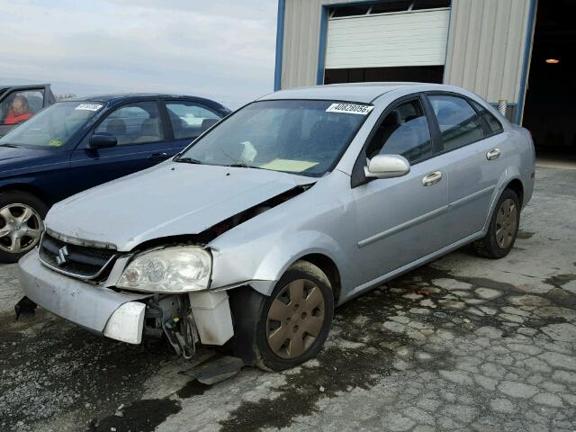 KL5JD56Z78K917468 - 2008 SUZUKI FORENZA SILVER photo 2