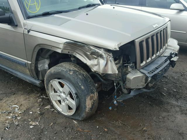 1J8HG48K66C129615 - 2006 JEEP COMMANDER BROWN photo 9