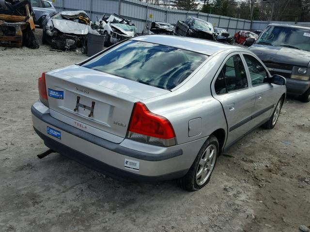 YV1RS61R822168908 - 2002 VOLVO S60 SILVER photo 4