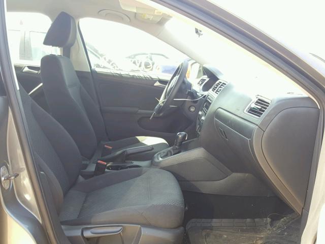 3VW2K7AJ3CM469892 - 2012 VOLKSWAGEN JETTA BASE 银色 照片 5