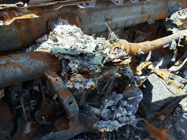 5TBET38114S438436 - 2004 TOYOTA TUNDRA DOU BURN photo 8