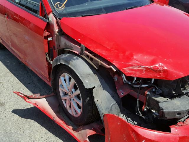 3VWD17AJXFM356294 - 2015 VOLKSWAGEN JETTA SE წითელი ფოტო 9