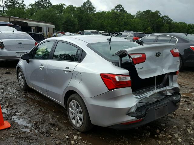 KNADM4A34H6029125 - 2017 KIA RIO LX SILVER photo 3