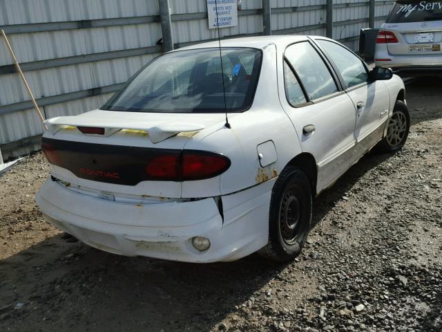 1G2JB5246Y7458659 - 2000 PONTIAC SUNFIRE SE WHITE photo 4