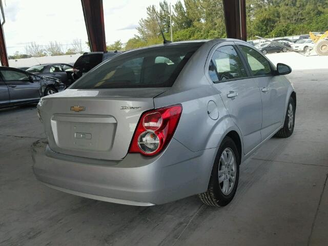 1G1JA5SH7C4226785 - 2012 CHEVROLET SONIC LS GRAY photo 4