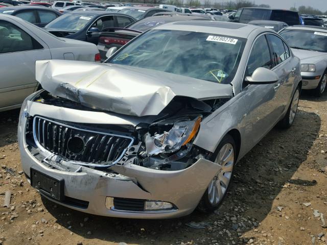 W04G15GV4B1060168 - 2011 BUICK REGAL CXL SILVER photo 2