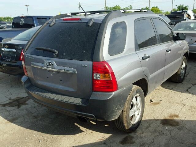 KNDJF724687521397 - 2008 KIA SPORTAGE SILVER photo 4